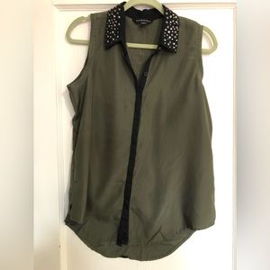 Rock & Republic sleeveless olive green with embellished collar size large